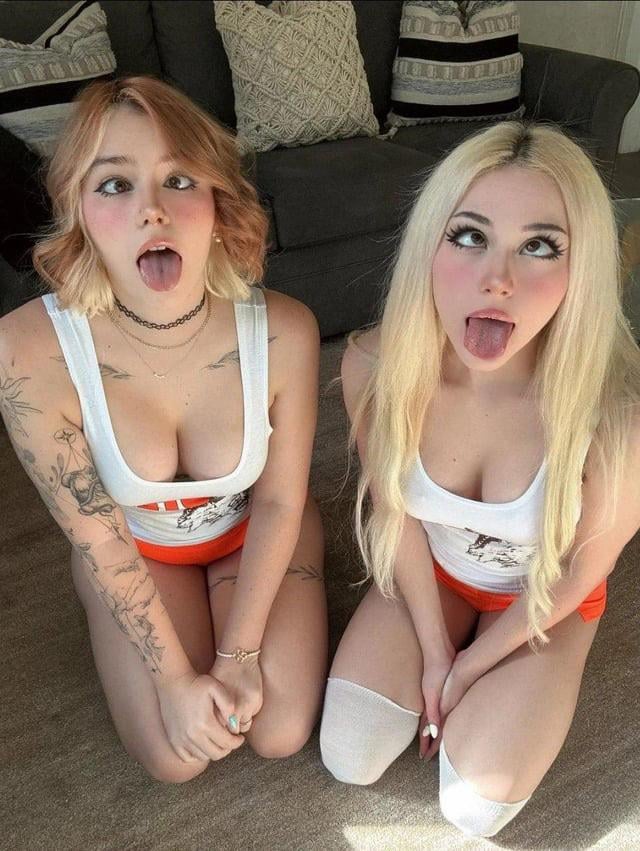 Find Pornstar – name of girl on right?๐ฎโ๐จ Find Pornstar – name of girl on right?๐ฎโ๐จ