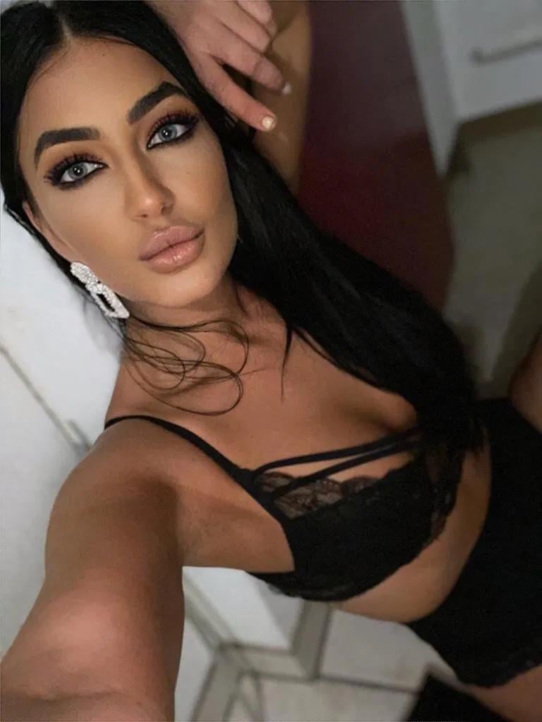Find Pornstar – Someone find her pls? π Find Pornstar – Someone find her pls? π
