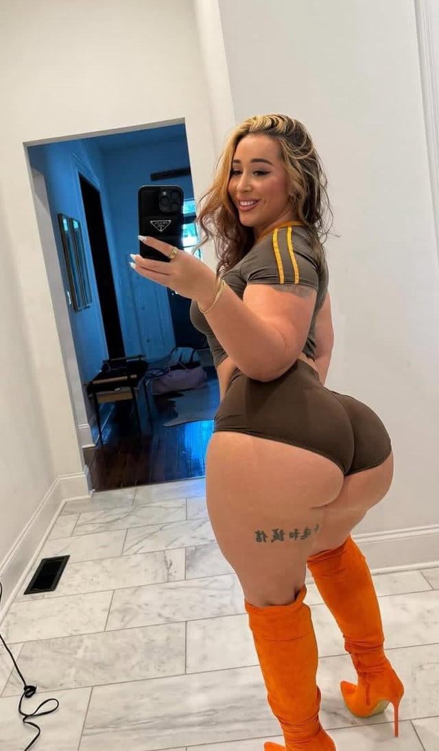 Find Pornstar – Help me out team Find Pornstar – Help me out team