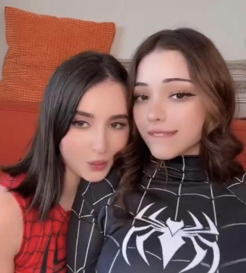 Find Pornstar – Who’s the girl on the right? Need name. Find Pornstar – Who’s the girl on the right? Need name.