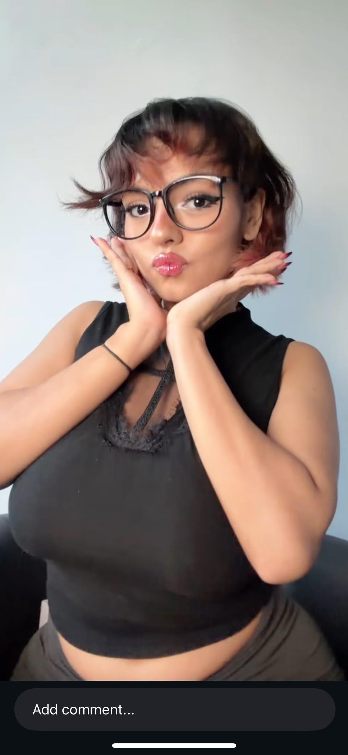Find Pornstar – Anyone know who she is? Find Pornstar – Anyone know who she is?