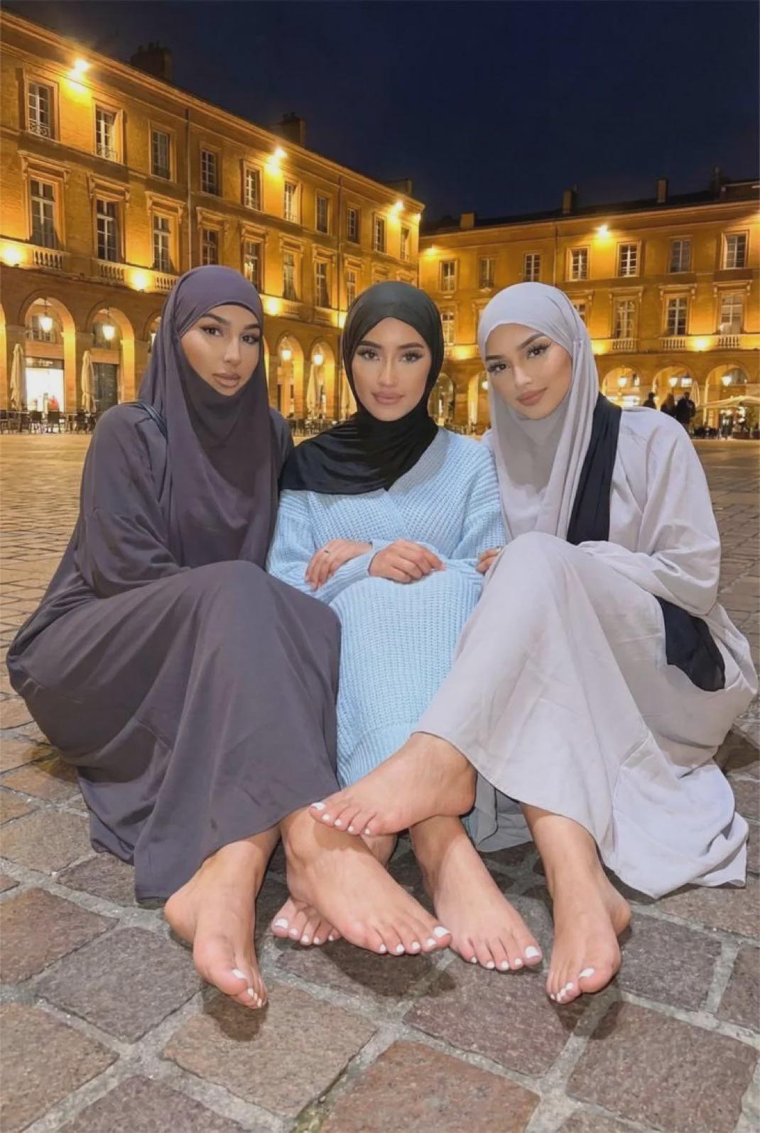 Find Pornstar – Anyone know these beauties? Find Pornstar – Anyone know these beauties?