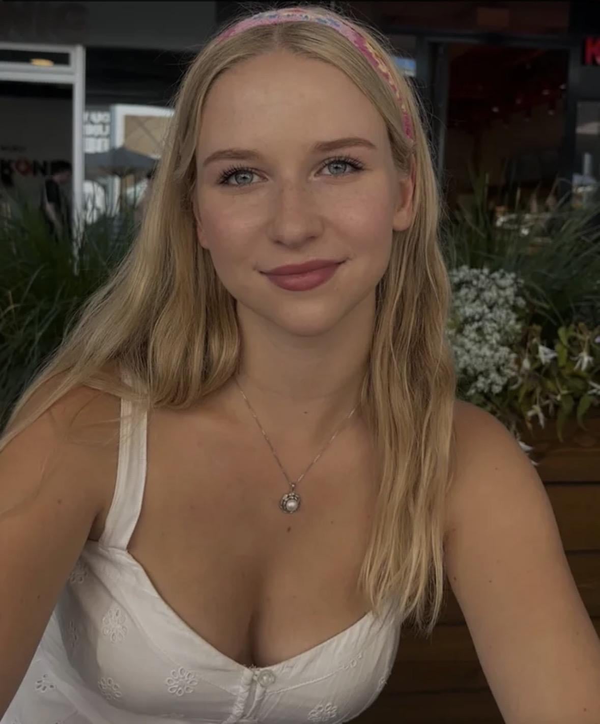 Find Pornstar – Who is this girl? Find Pornstar – Who is this girl?