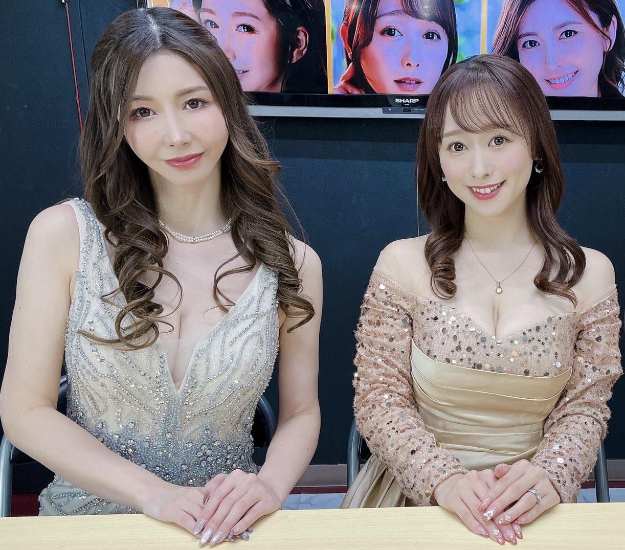 JAV Porn – Left or Right? JAV Porn – Left or Right?