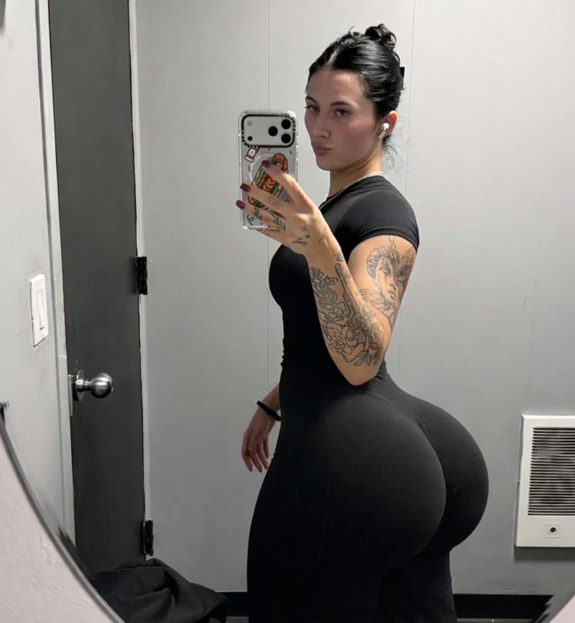 Find Pornstar – I know it’s fake but who is she? Find Pornstar – I know it’s fake but who is she?