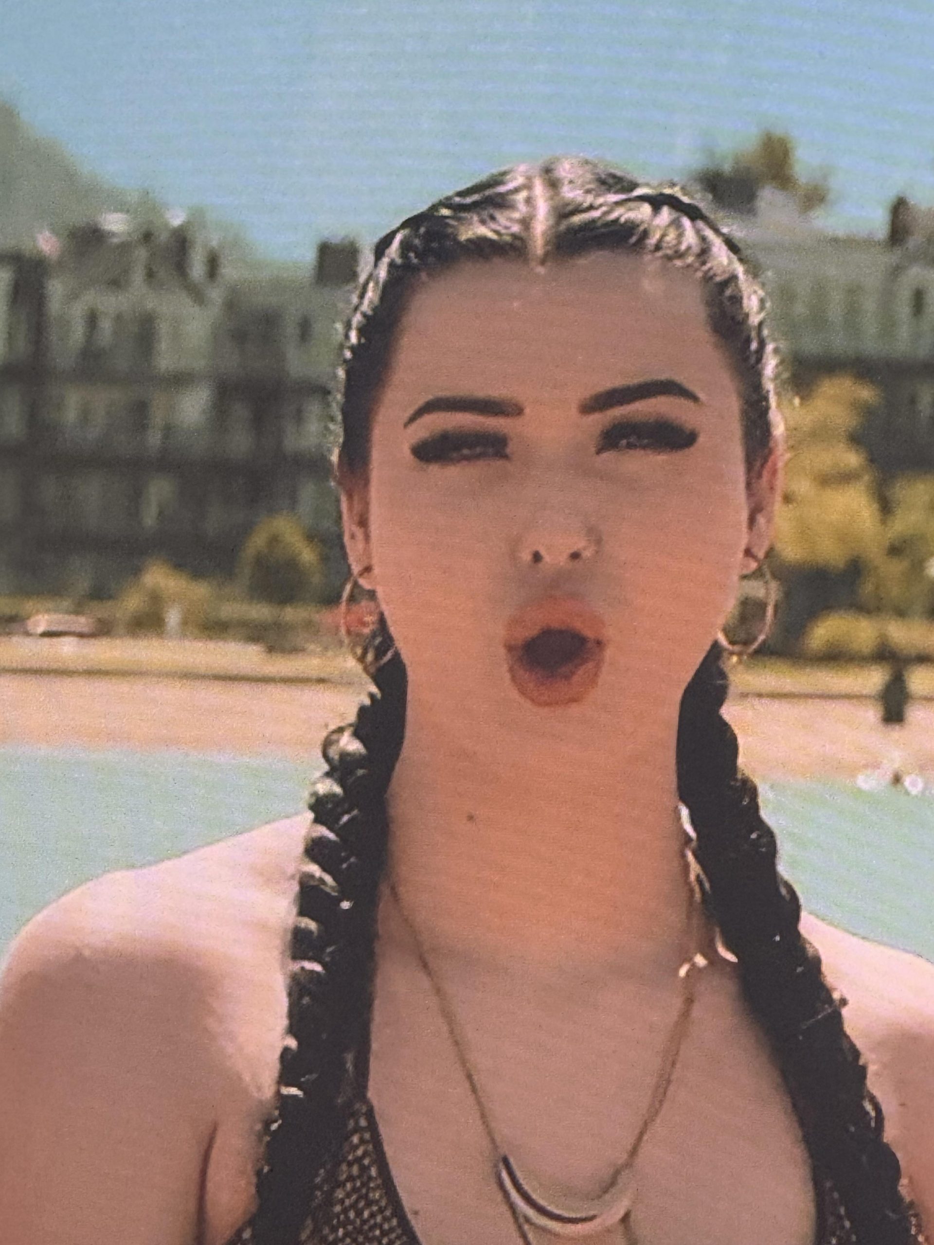 Find Pornstar – Creators who look like this Find Pornstar – Creators who look like this