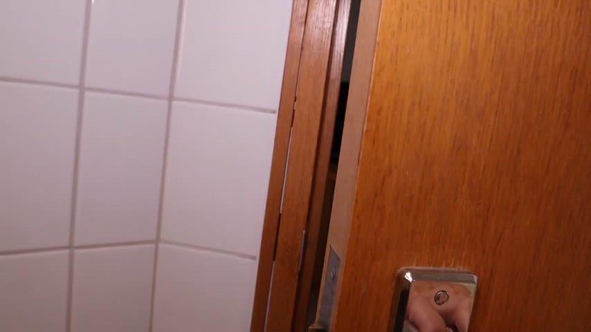 Full Video Hotel mix up with Katie Cooper and Sam Bourne (OC) Full Video Hotel mix up with Katie Cooper and Sam Bourne (OC)