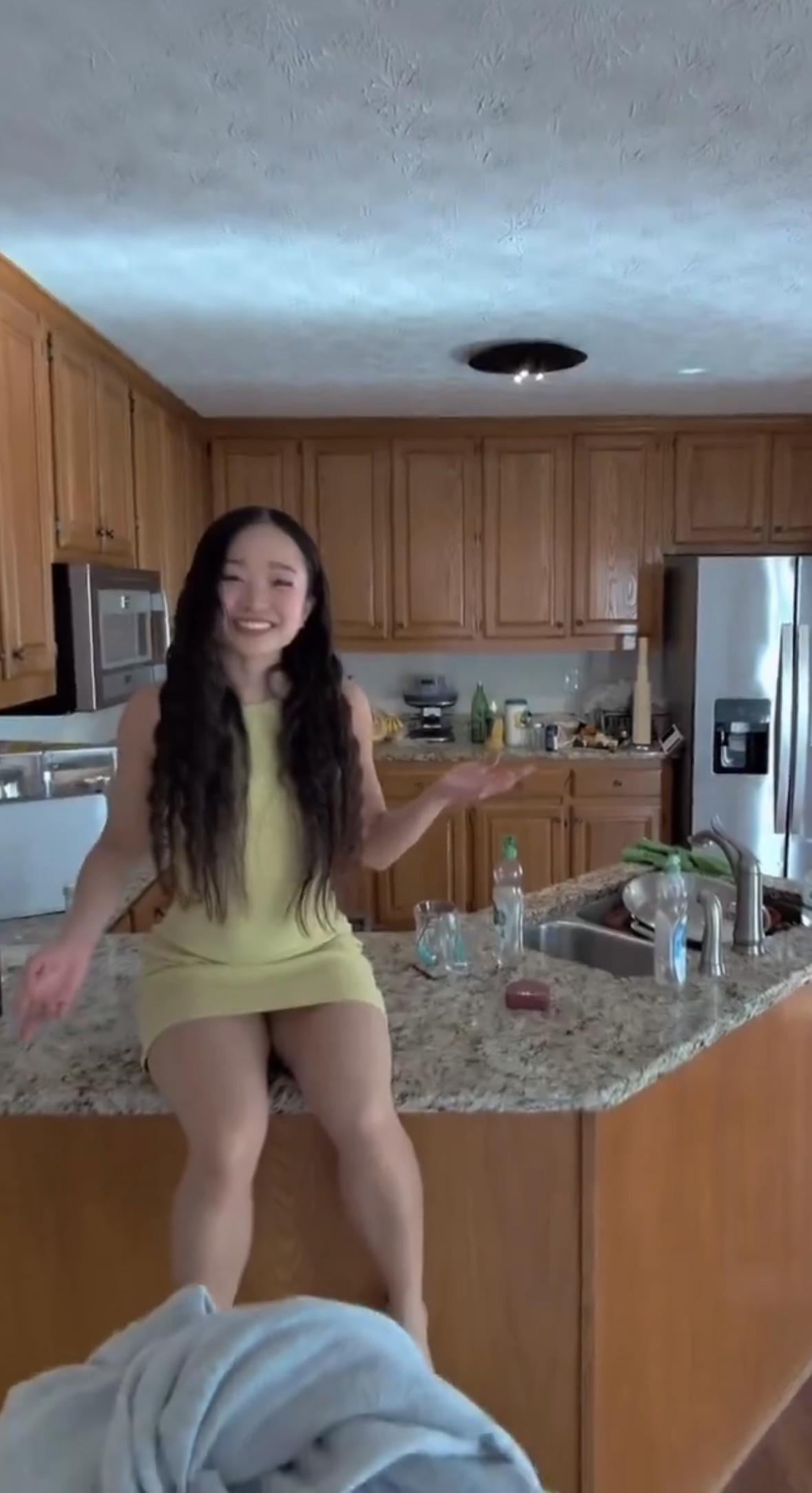 Find Pornstar – from a twitter video Find Pornstar – from a twitter video