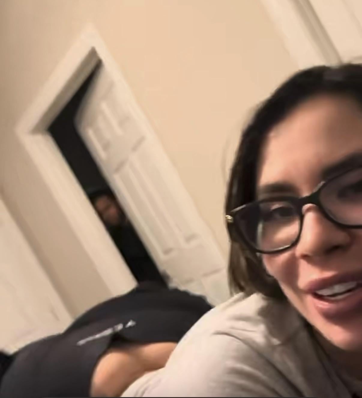 Find Pornstar – Who dis dime? Find Pornstar – Who dis dime?
