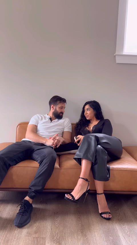 Full Video Bonnie & Clyde – Leather pants and heels Full Video Bonnie & Clyde – Leather pants and heels
