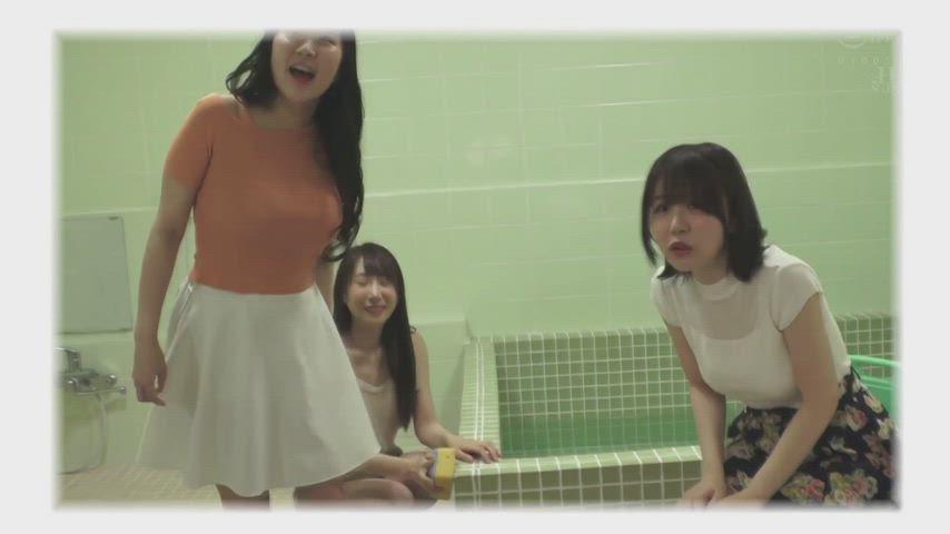JAV Porn – Errand boy get back at other students with interest. JAV Porn – Errand boy get back at other students with interest.