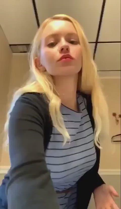 Find Pornstar – Who is She ? Find Pornstar – Who is She ?