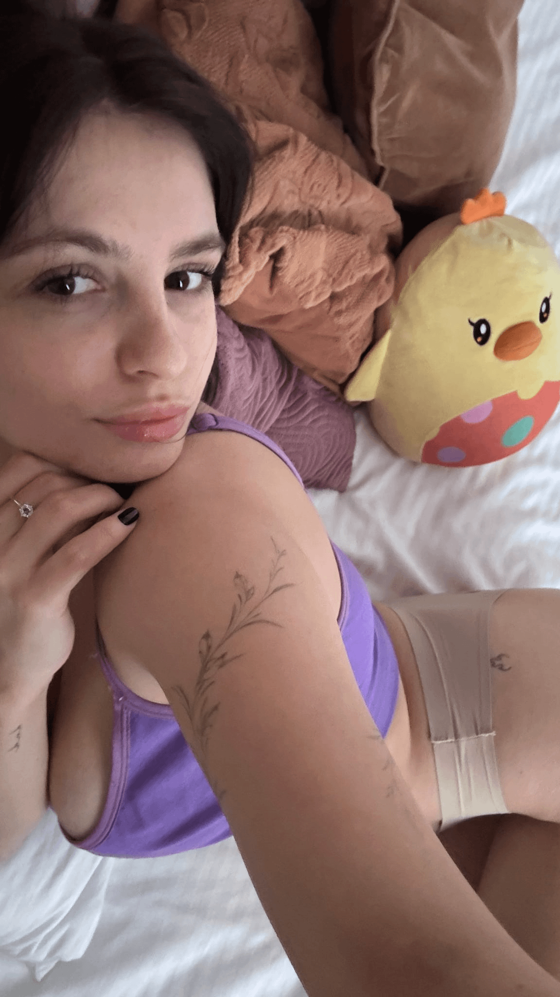 Find Pornstar – Anyone know her @? Bud sent me this pic of her Find Pornstar – Anyone know her @? Bud sent me this pic of her