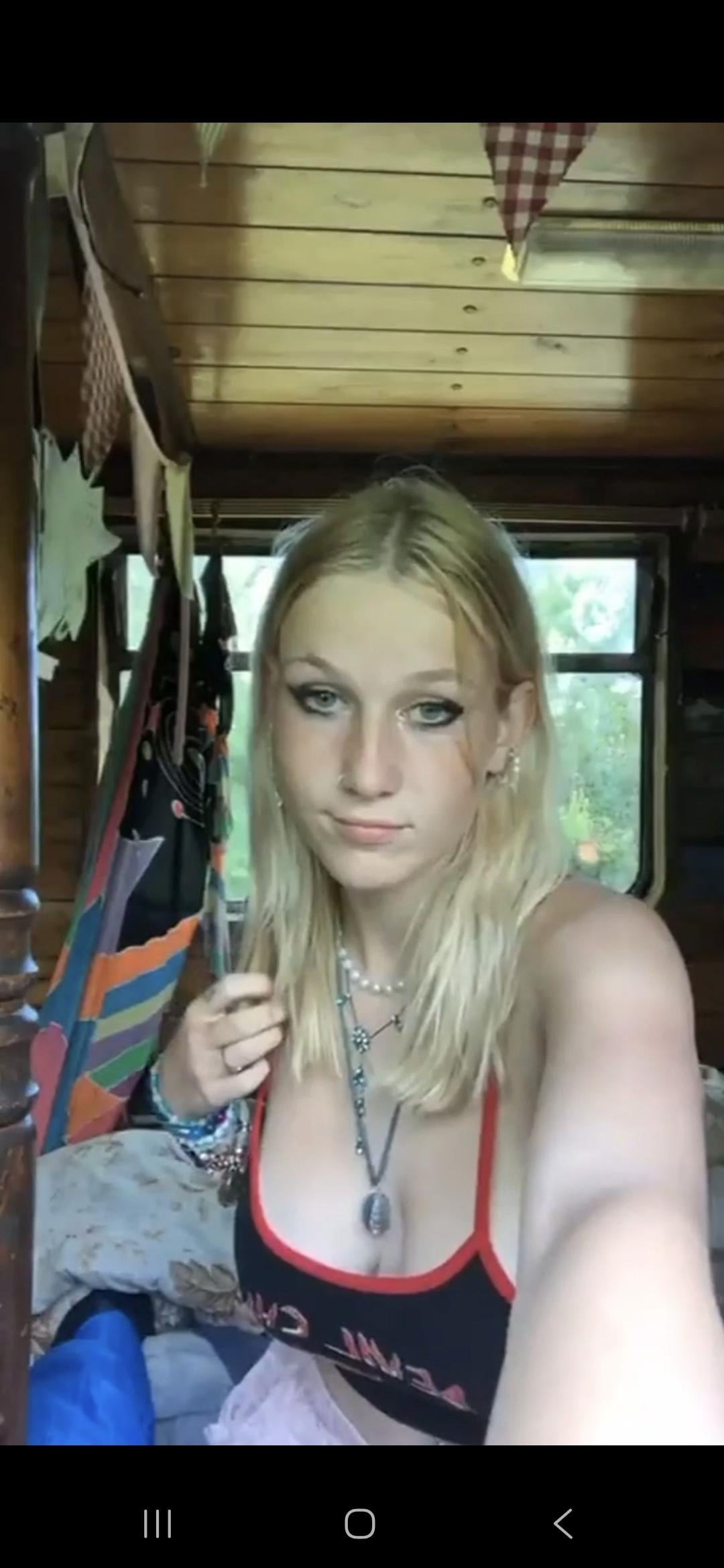 Find Pornstar – Who’s this beauty? Find Pornstar – Who’s this beauty?