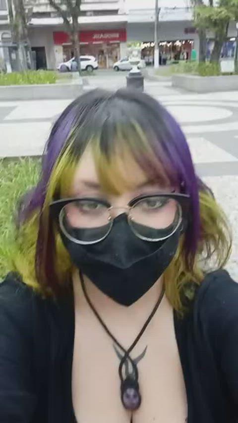 Find Pornstar – Who’s this big tiddy goth gf? Find Pornstar – Who’s this big tiddy goth gf?