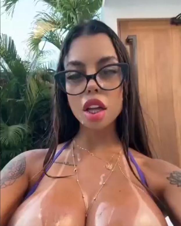 Find Pornstar – WHO IS SHEEE???? Find Pornstar – WHO IS SHEEE????