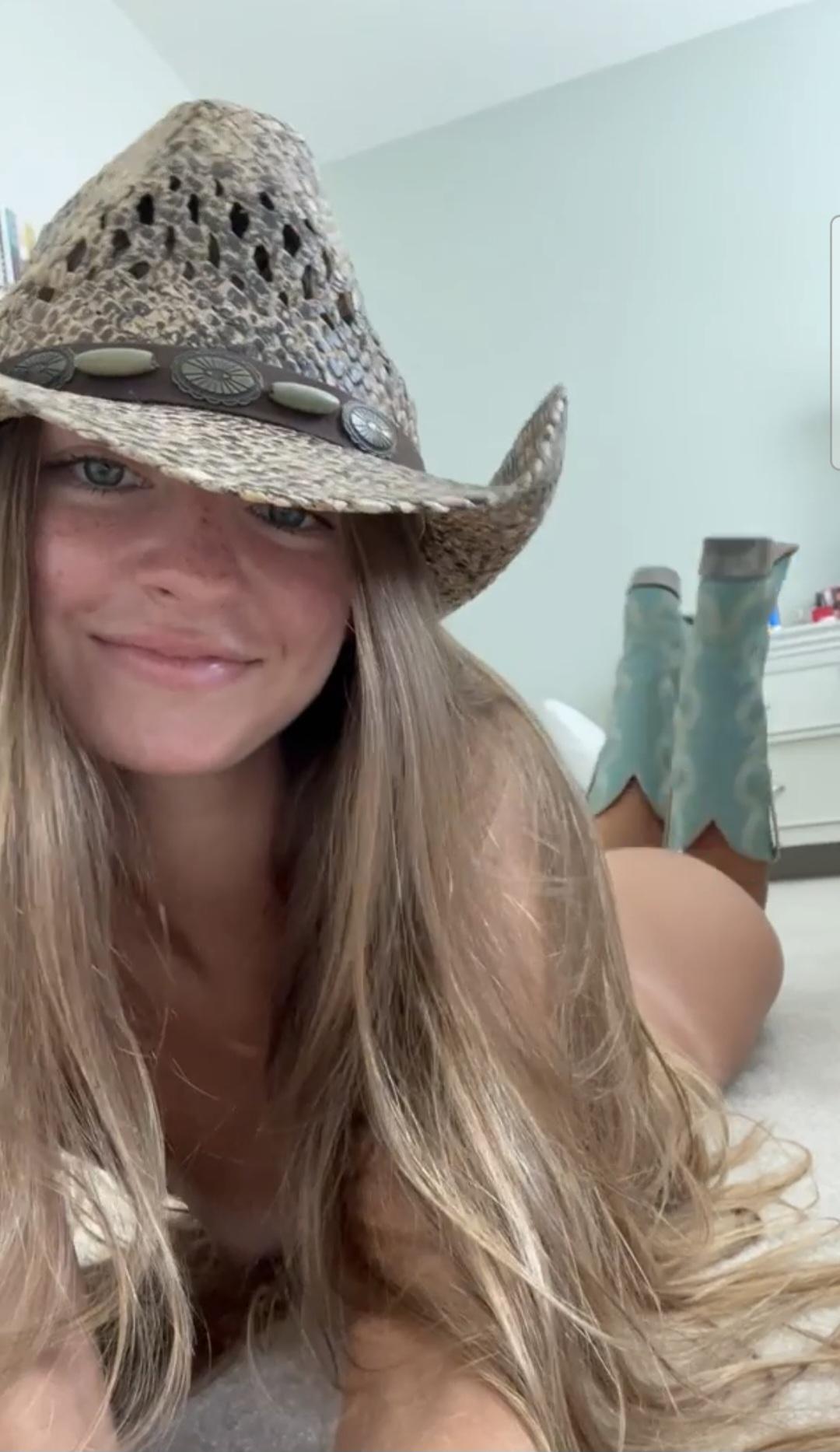 Find Pornstar – Who is she? Find Pornstar – Who is she?