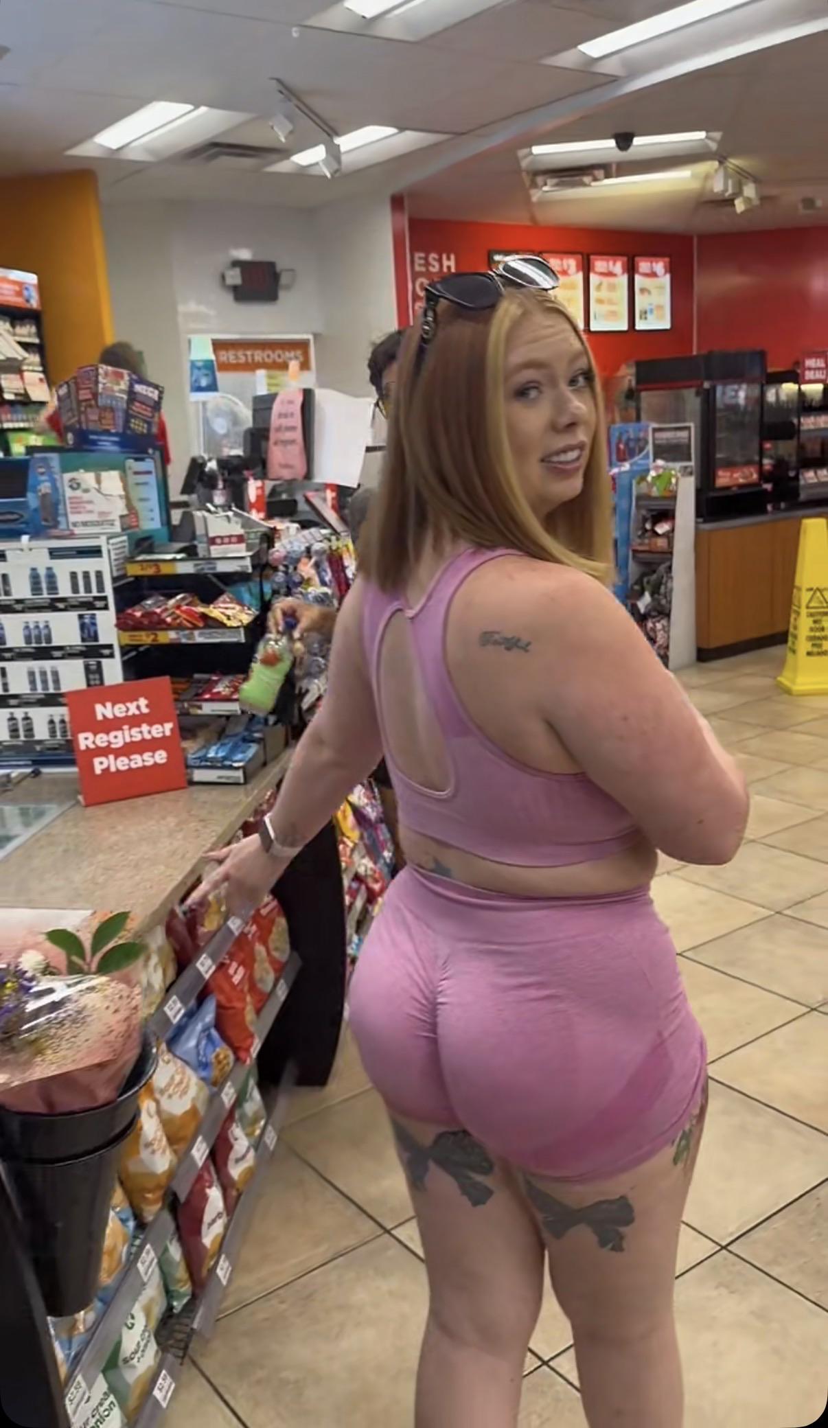 Find Pornstar – Who’s she? Find Pornstar – Who’s she?