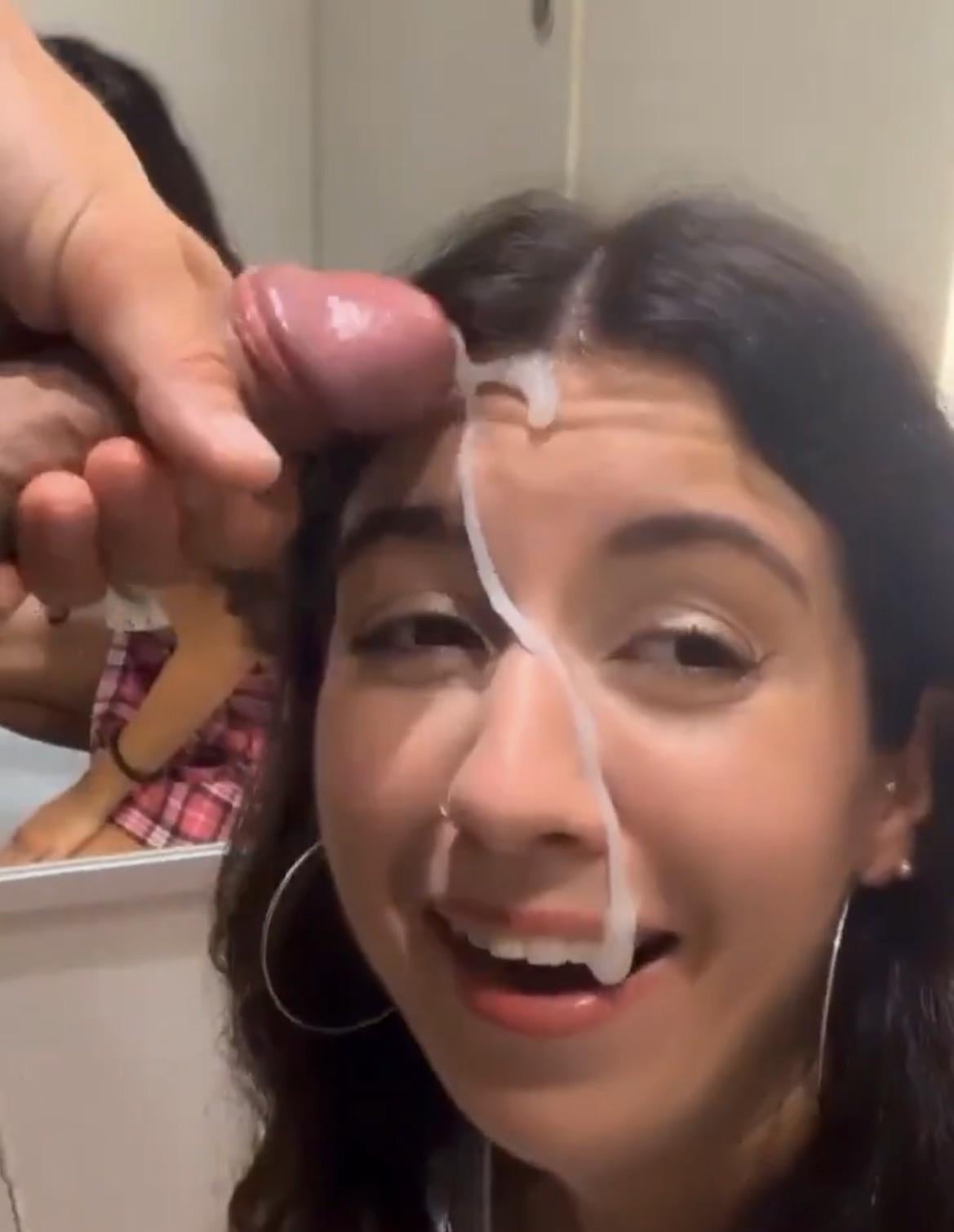 Find Pornstar – Any idea who this cute girl is? Find Pornstar – Any idea who this cute girl is?