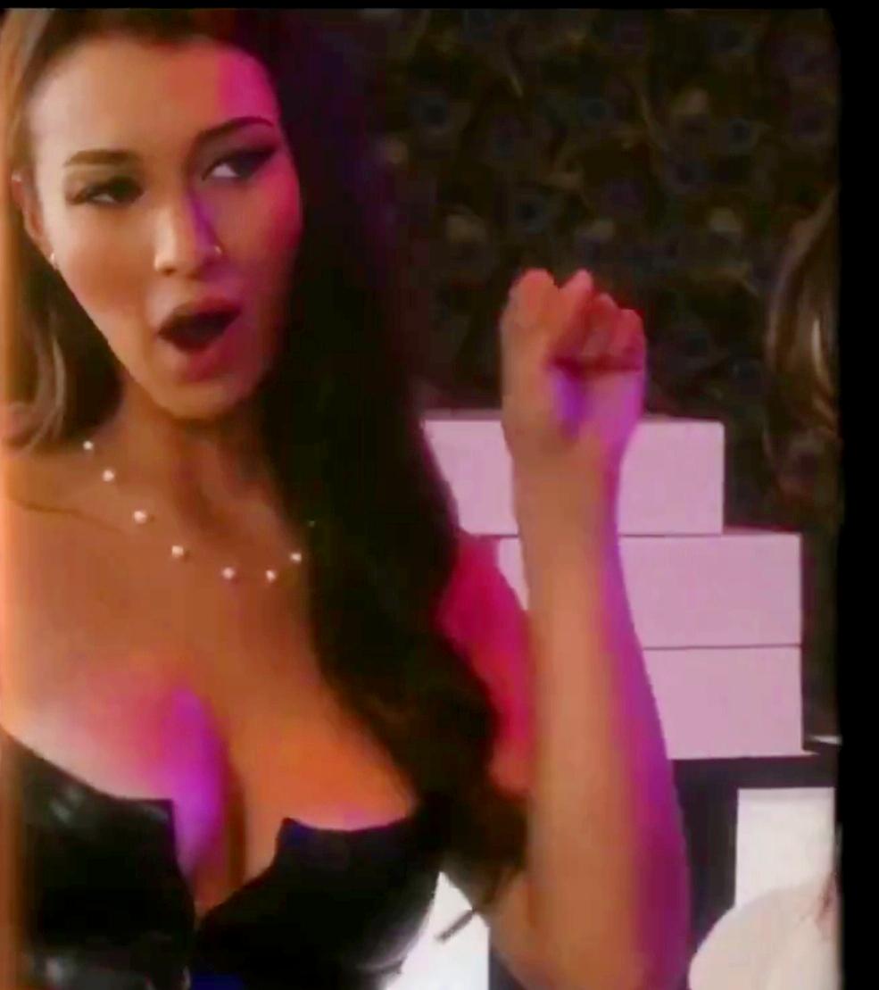 Find Pornstar – Name???? Find Pornstar – Name????