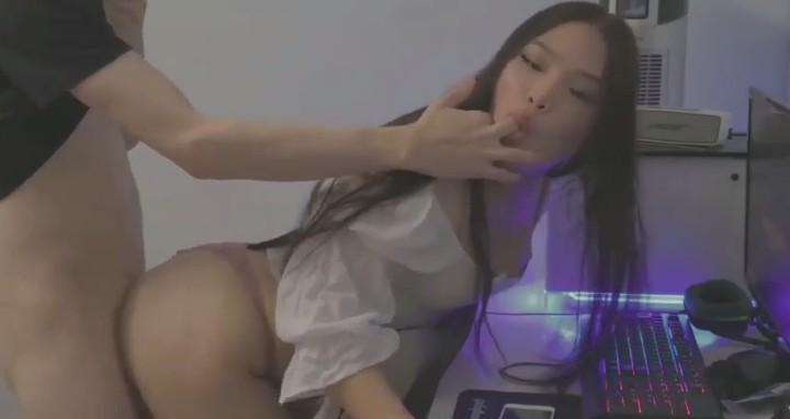 Find Pornstar – Who is she? Find Pornstar – Who is she?