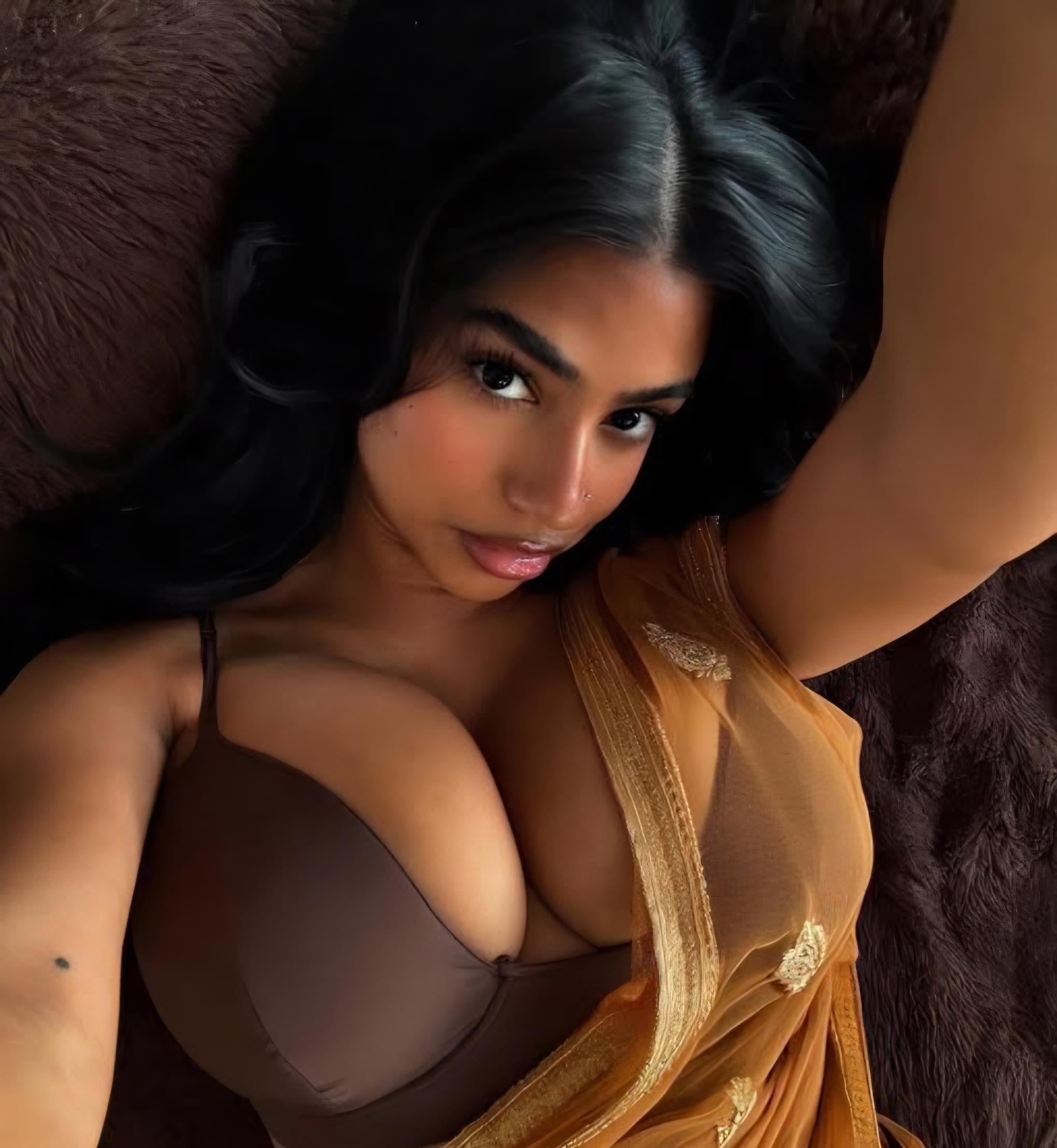 Find Pornstar – Who is she ??? Find Pornstar – Who is she ???