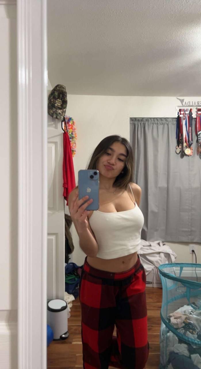 Find Pornstar – Bro who is this Find Pornstar – Bro who is this
