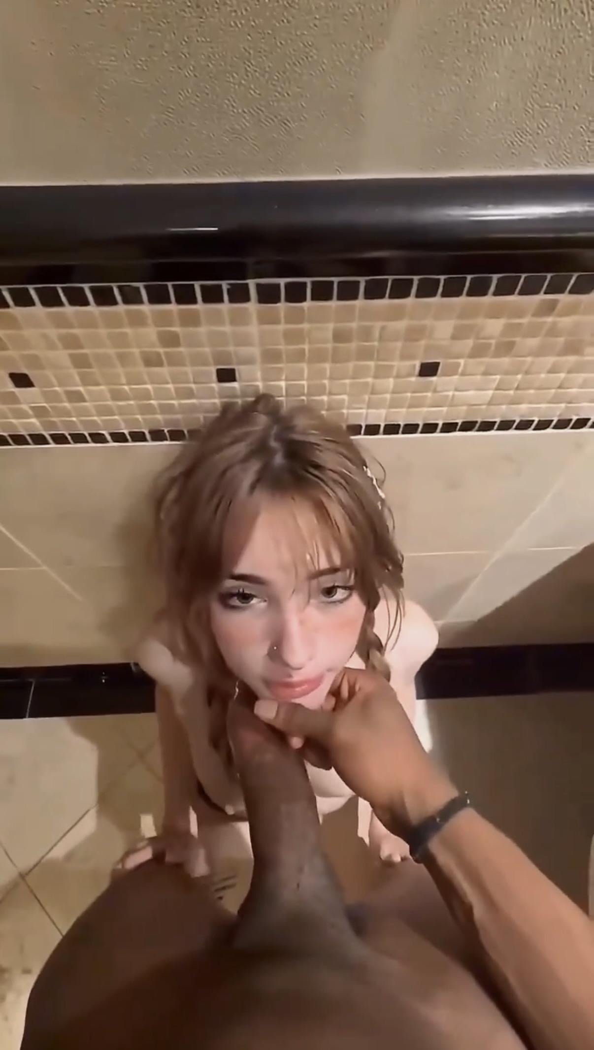 Find Pornstar – Anyone know who she is Find Pornstar – Anyone know who she is